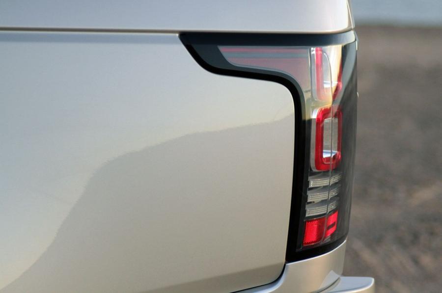  Land Rover Range Rover 2013 года  (фото 117 из 230)
